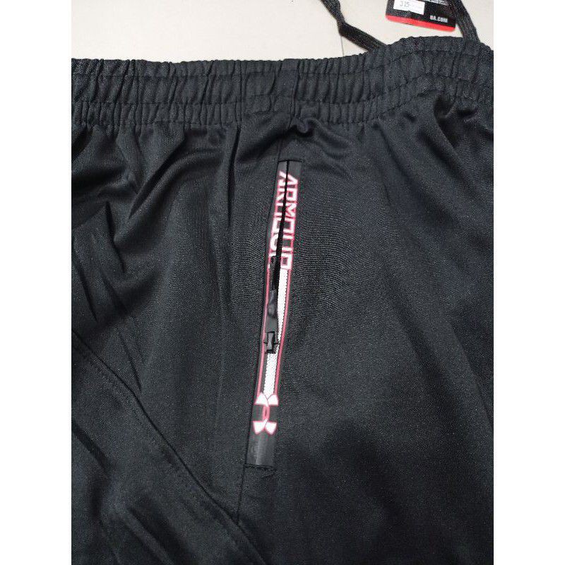 UNDER ARMOUR Giày Thể Thao Under Armor Dáng Dài Thiết Kế Năng Động Hợp Thời Trang