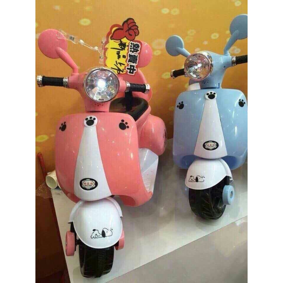 Xe máy cho Vecba cho bé gái.