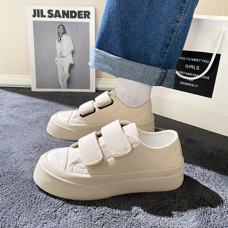 Giày Thể Thao Mũi Tròn Khóa Dán Màu Trơn Thoải Mái Thời Trang Mới