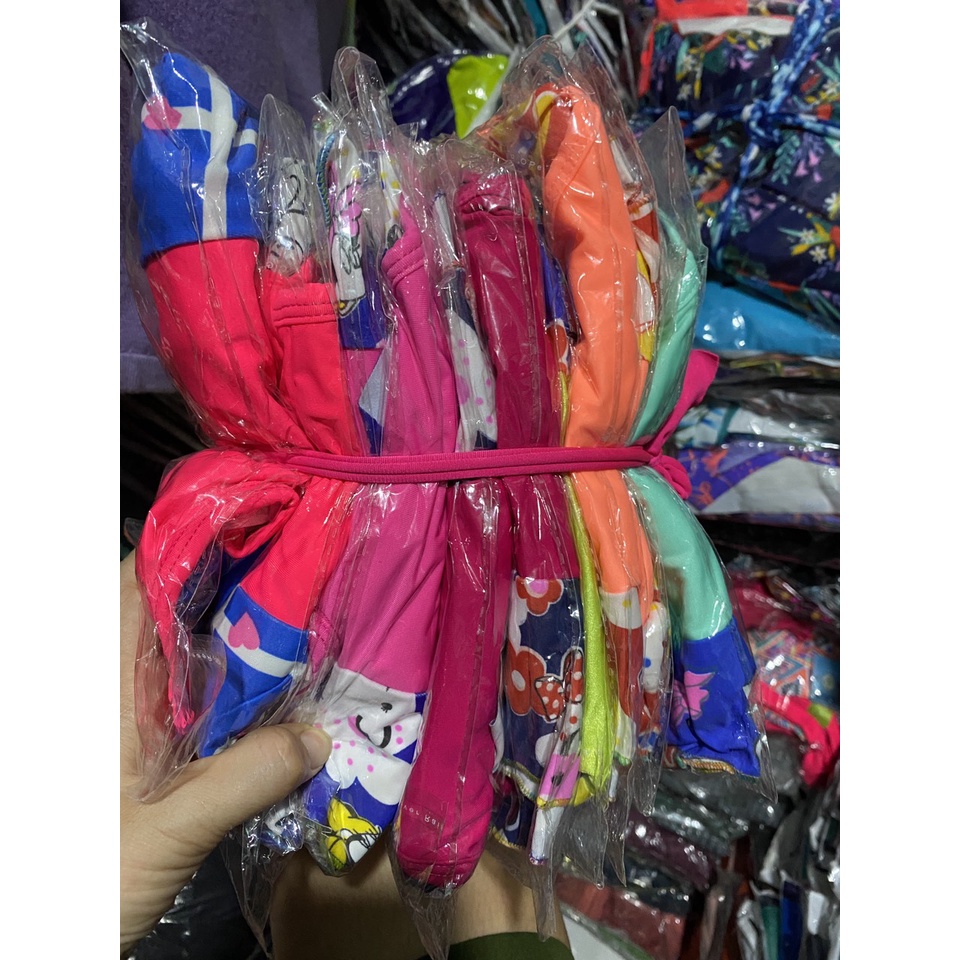 Bộ bơi bé gái yếm rời 604(10-30kg)