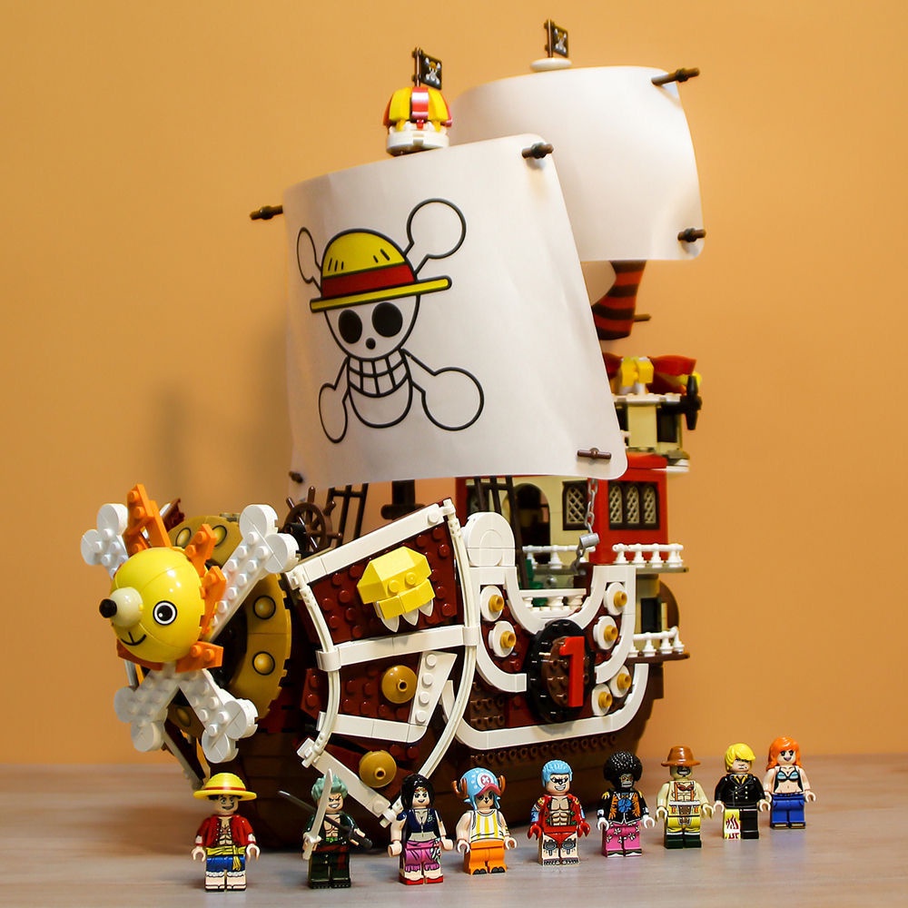 Mô Hình Lắp Ráp Lego Tàu Cướp Biển Viễn Vọng Phim One Piece
