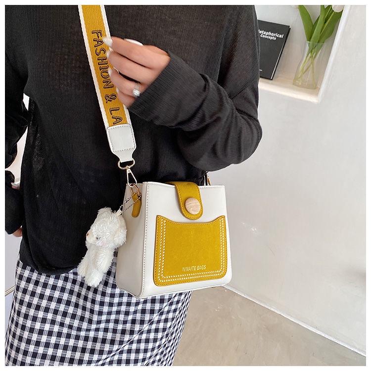 Túi Đeo Chéo Nhỏ Phong Cách Mới Dễ Phối Đồ Thời Trang Xuân Hè Cho Nữ