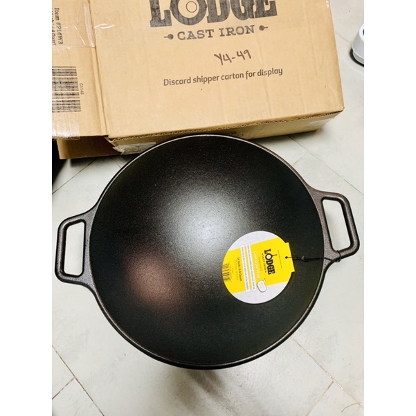 Chảo gang Lodge Wok 35.5cm