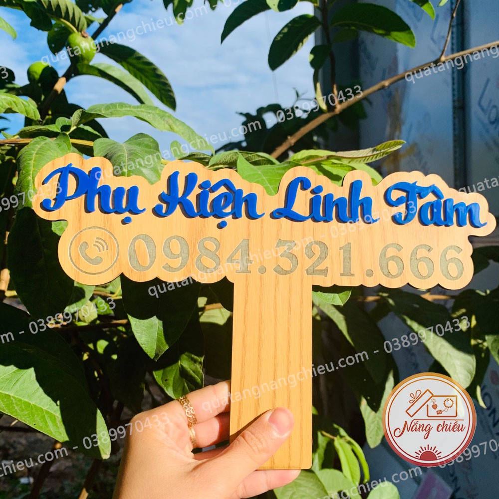 Bảng hiệu cầm tay đạo cụ chụp ảnh sản phẩm_ bảng hiệu xinh giá rẻ