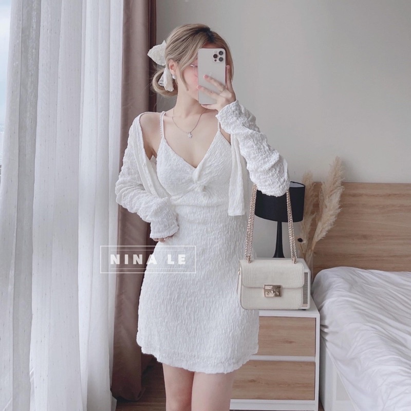 Set váy hai dây xốp xoắn ngực kèm áo cadigan cúc ngọc chanh xả