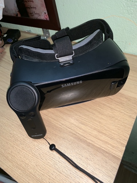 Kính thực tế ảo samsung vr2