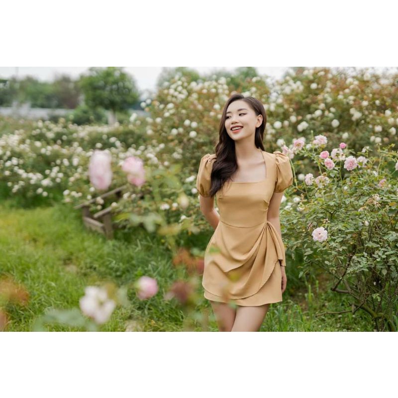 Đầm nude cổ vuông tay bồng 95k