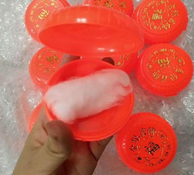 25 hộp nhựa đỏ lớn đựng lắc tay 6cm có bông gòn trong | BigBuy360 - bigbuy360.vn