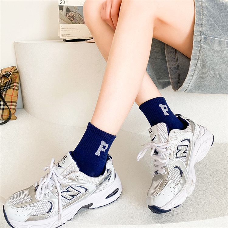 Vớ cotton Cổ Cao Màu Trơn In Chữ Phong Cách Thể Thao Thời Trang Cho Cặp Đôi