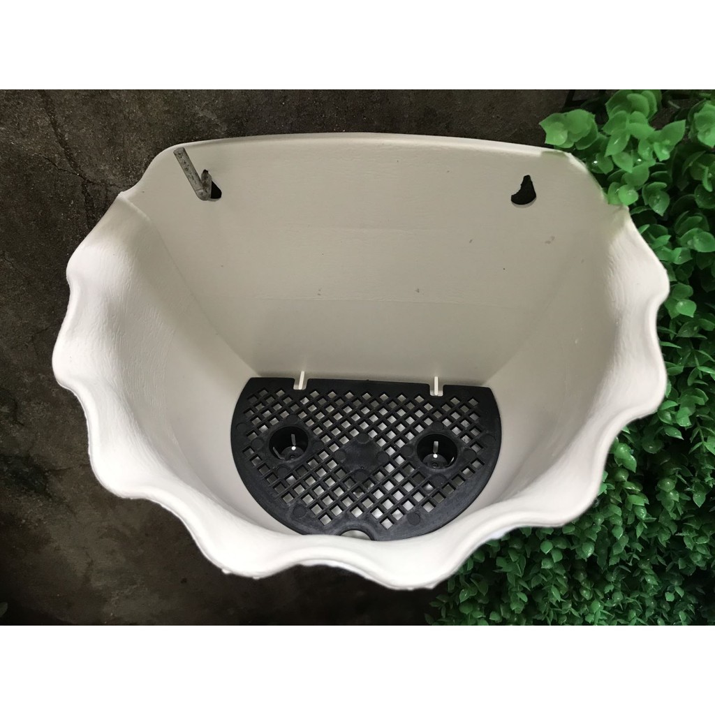 Chậu Ốp Tường- Chậu Nhựa Bán Nguyệt Viền Tim ⚡ XẢ KHO ⚡Siêu Bền, Siêu Đẹp Kèm Tấm Lót Đáy Tránh Ngập Úng Cây