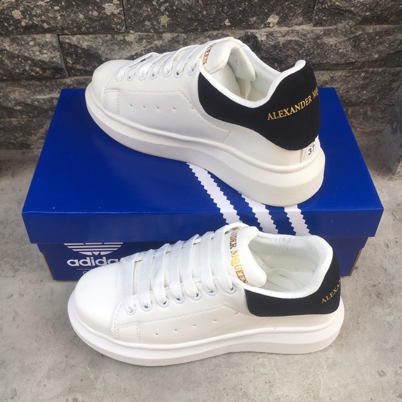 Giày Alex MC Queen gót nhung nam nữ