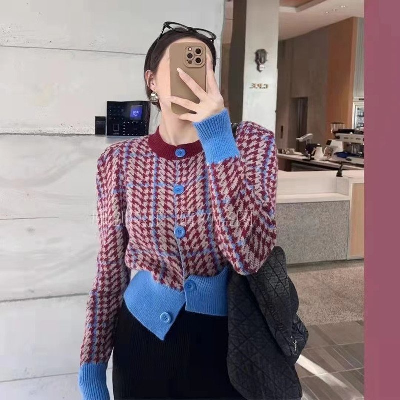 Áo len cadigan dáng ngắn có khuy cài kẻ caro thời trang trẻ trung
