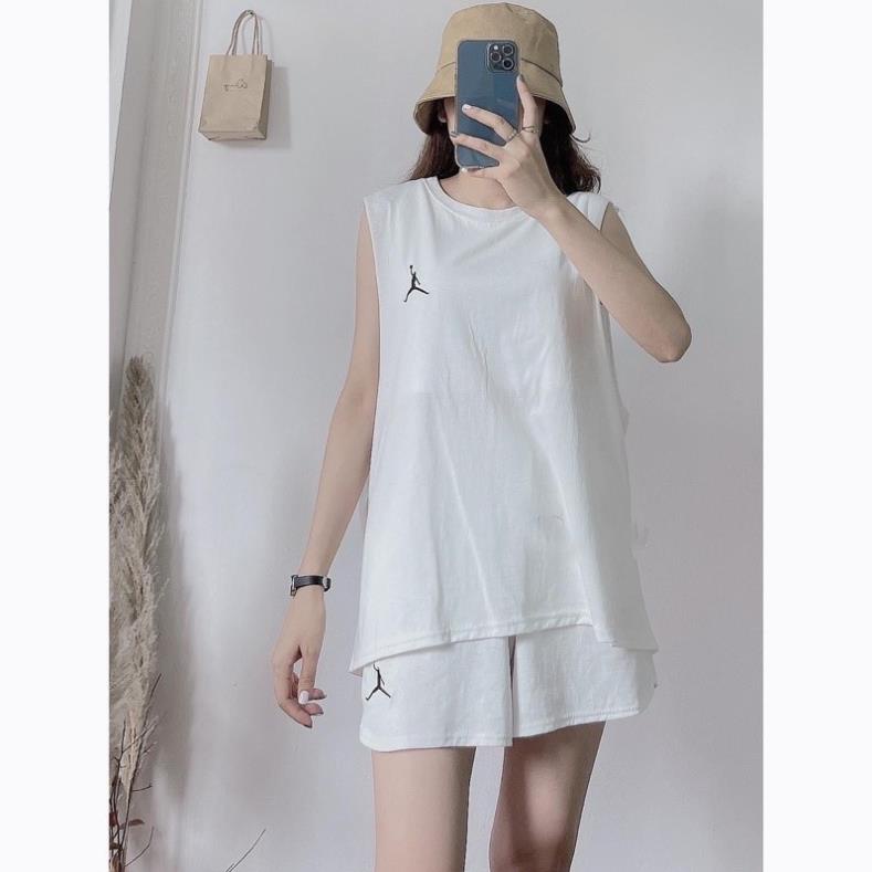 Bộ Thể Thao Nữ 3 Lỗ Logo Người 🦋 Set Áo Tanktop Quần Cộc Nữ Dáng Sport 3 Màu Ulzzang Hot 🦋