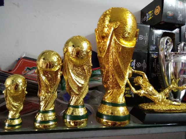 (Ảnh thật) Mô hình cup cúp vàng World Cup