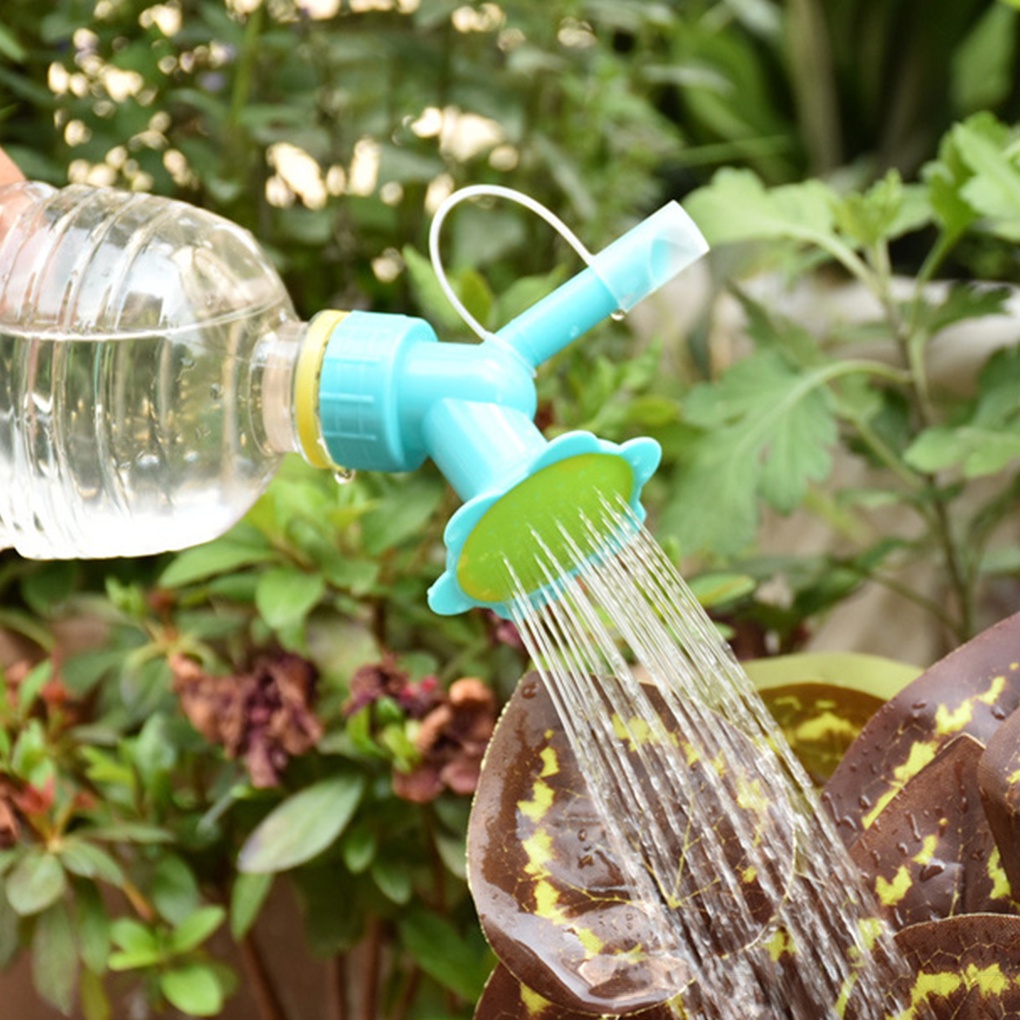 Nắp nhựa gắn béc tưới cây tiện dụng