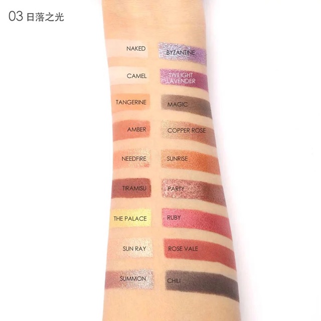 | có sẵn | Phấn mắt Focallure tặng kèm bộ cọ Hellokitty | BigBuy360 - bigbuy360.vn