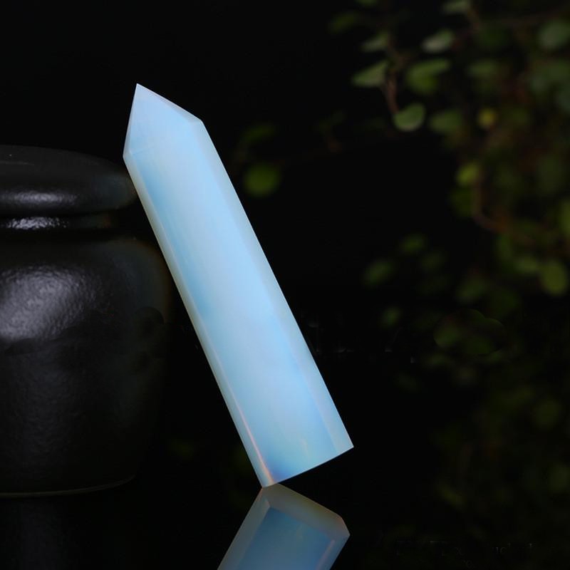 Trụ Opal Trắng (Mystic House Tarot Shop)