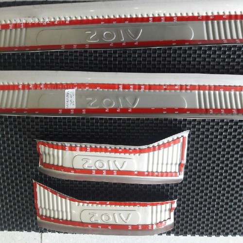 ỐP BẬC TRONG INOX THEO XE TOYOTA YARIS 2019