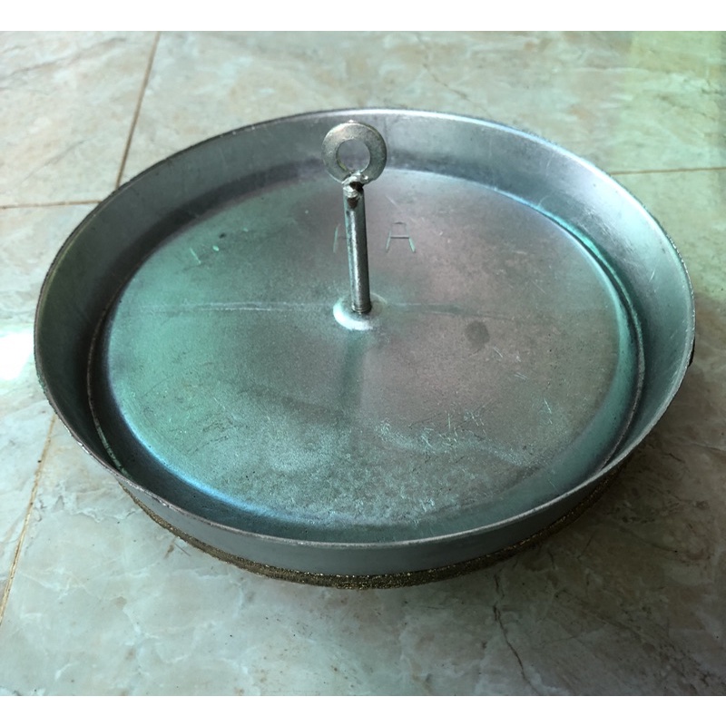 Khuôn bánh thuẫn 12 lổ 20cmx3cm gang vàng chống dính khuôn bánh bông lan