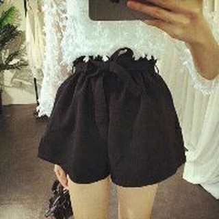Quần đùi có dây đai thắt nơ