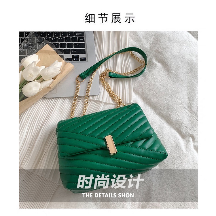 Túi đeo chéo JASMIN NOIR 22BL06022 nắp lật họa tiết kẻ sọc thời trang cho nữ