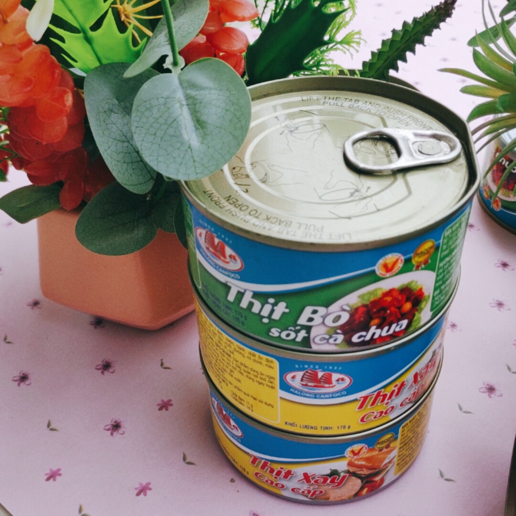 Đồ Hộp Ăn Liền Vissan Thit Lợn Hâp/ Thịt Bò Xốt Cà Chua/ Cá Ngừ Ngâm Dầu/ Cá Xốt Cà