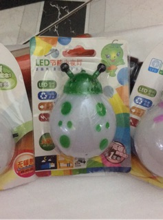 ĐÈN NGỦ LED CÔNG TẮC hình thú