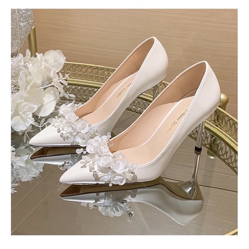 Giày cao gót viền hoa trắng gót nhọn fullbox hàng quảng châu cao cấp