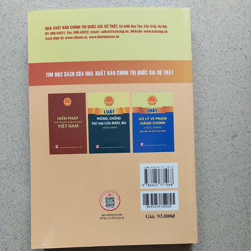 Sách - Luật Giao thông đường bộ năm 2008, sửa đổi bổ sung năm 2018, 2019 và nghị định của Chính phủ quy định xử phạt...