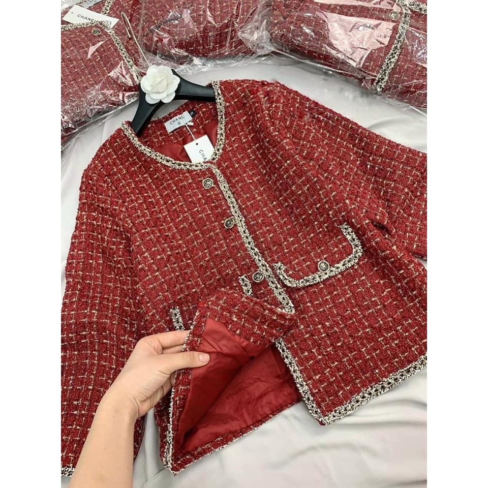 ÁO DẠ ĐỎ VIỀN NHŨ CỰC SANG