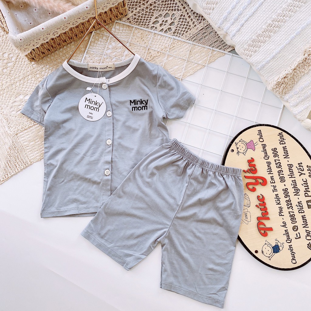 Sale !!! Bộ Cộc Tay Cúc Giữa Minky Mom Thun Lạnh Thêu Chữ Cho Bé trai bé gái (Size 8-18kg)