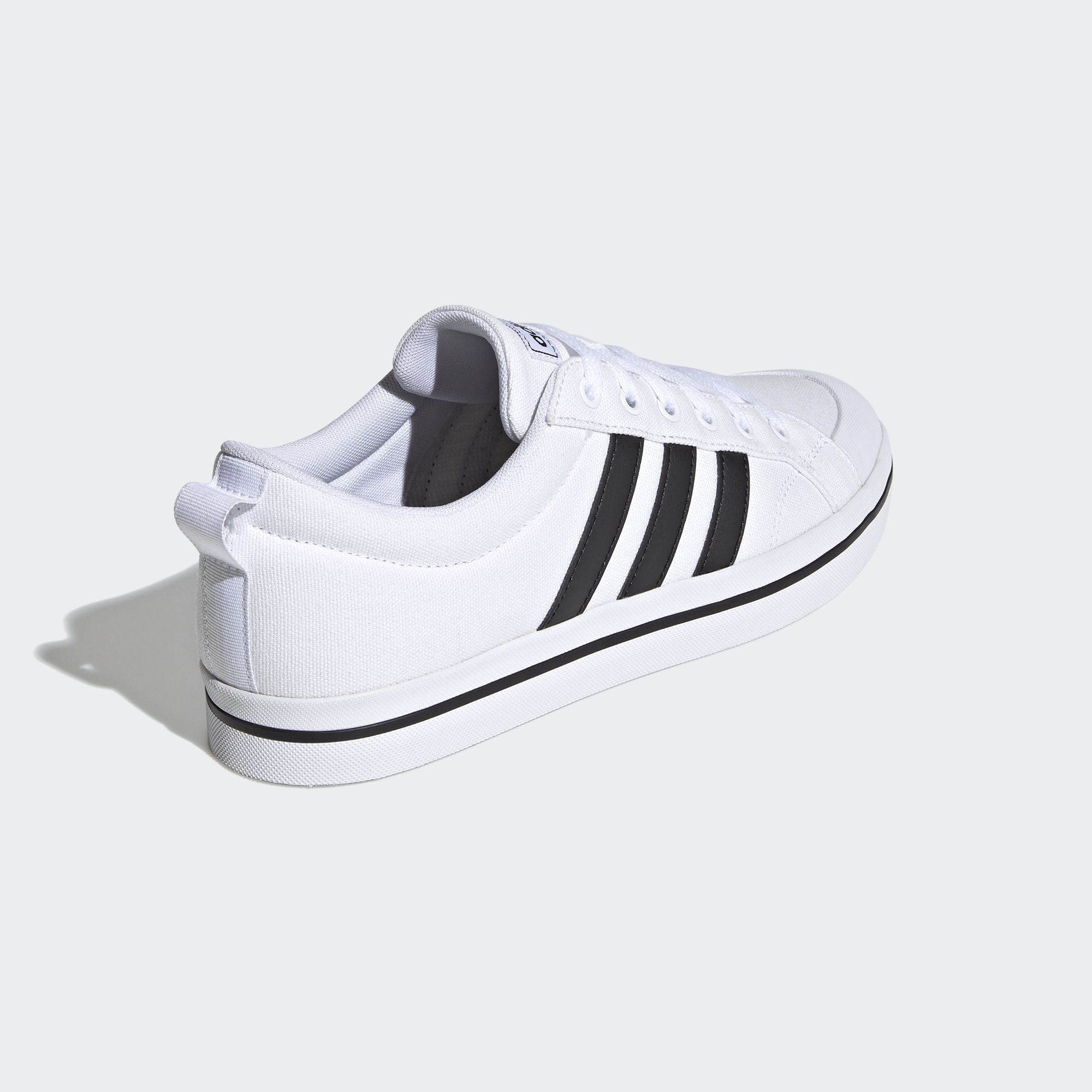 Giày adidas SKATEBOARDING Bravada Nam Màu trắng FV8086