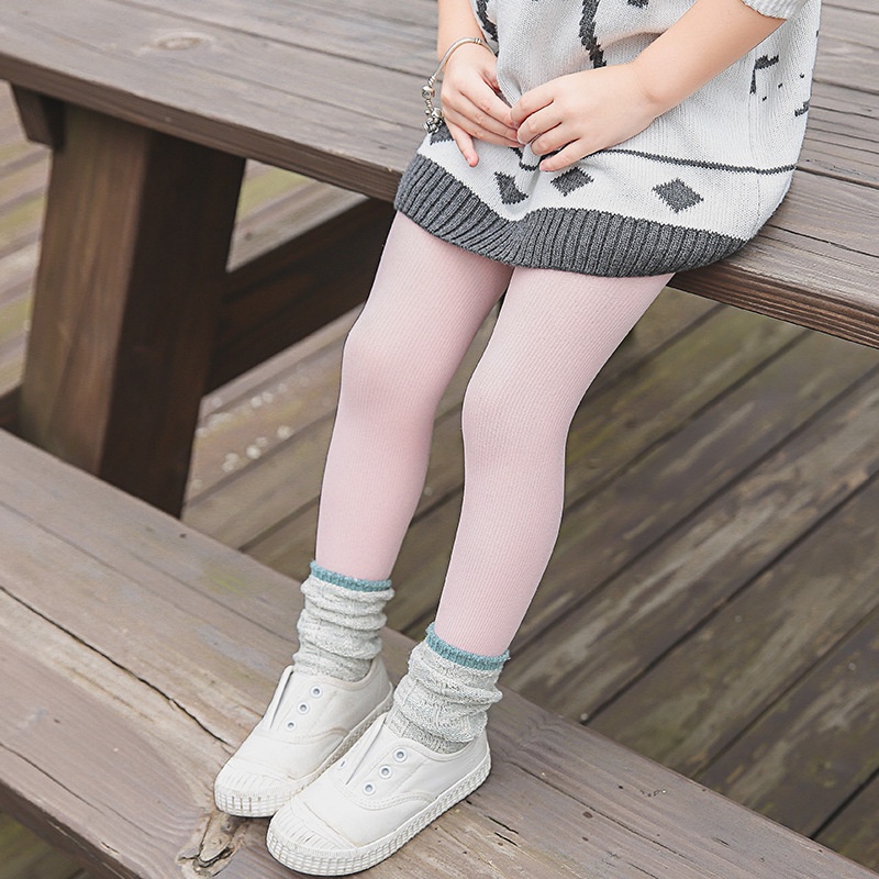 Quần tất mỏng liền bàn bé gái chuyên múa ba lê