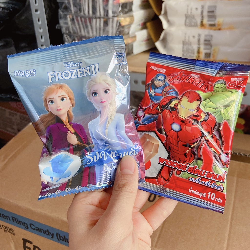 [Hộp 12 cái] Kẹo nhẫn kim cương của công chúa Elsa &amp; siêu anh hùng Avengers Thái Lan cho bé gái &amp; bé trai