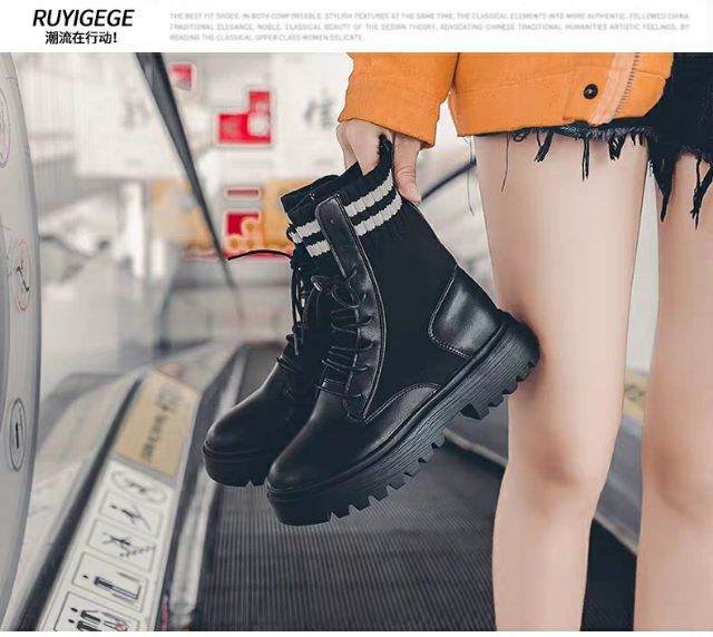 [HÀNG SẴN QUẢNG CHÂU] Boots cổ chun kẻ sọc dây mảnh đế 4.5cm năng động cá tính chất lừ