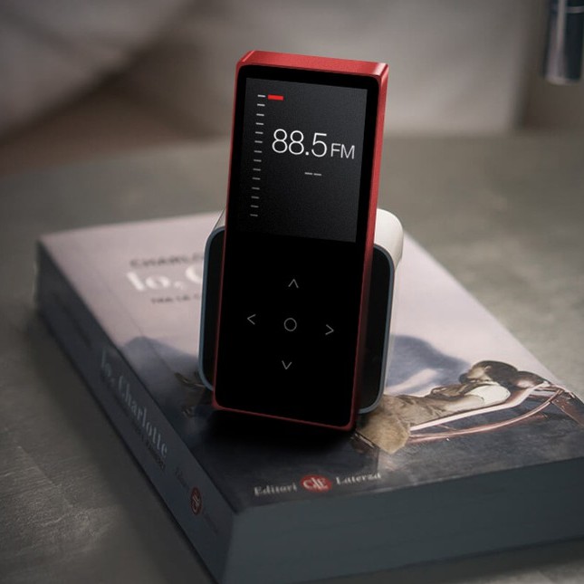 Máy nghe nhạc lossless Benjie K8 2020 Bluetooth pin 100h loa ngoài , tặng kèm tai nghe, bộ quà tặng giá trị