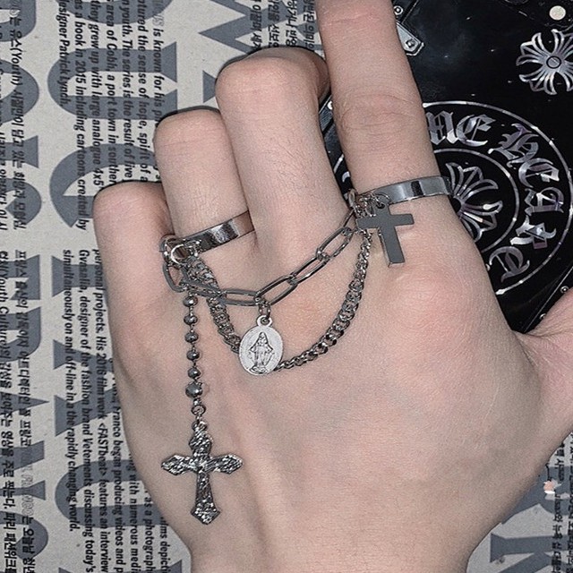 Vòng tay phong cách thời trang retro punk cá tính cho nam 13999