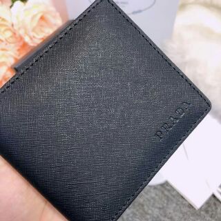 Ví prada fullbox kèm thẻ, túi giấy hãng
