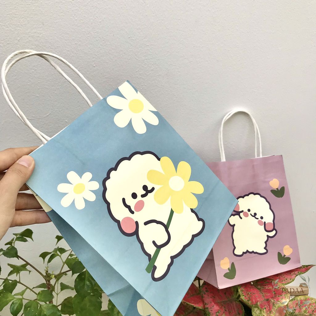 Túi quà tặng dễ thương cute, túi giấy có quai đựng quà sinh nhật, mừng năm mới, tết, gift bag hoạt hình xinh xắn