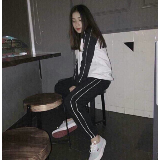 Quần thể thao 2 sọc suông unisex | BigBuy360 - bigbuy360.vn