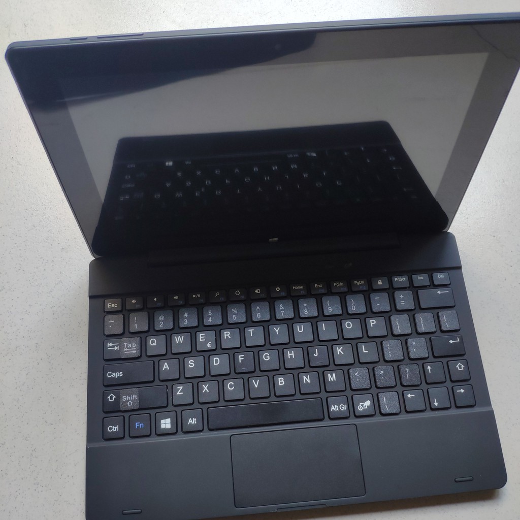 Laptop 2 trong 1 PROLINE UC10 màn hình cảm ứng 10.1 inch 2GB RAM 32GB Fullbox - Tặng kèm dock bàn phím chính hãng | BigBuy360 - bigbuy360.vn