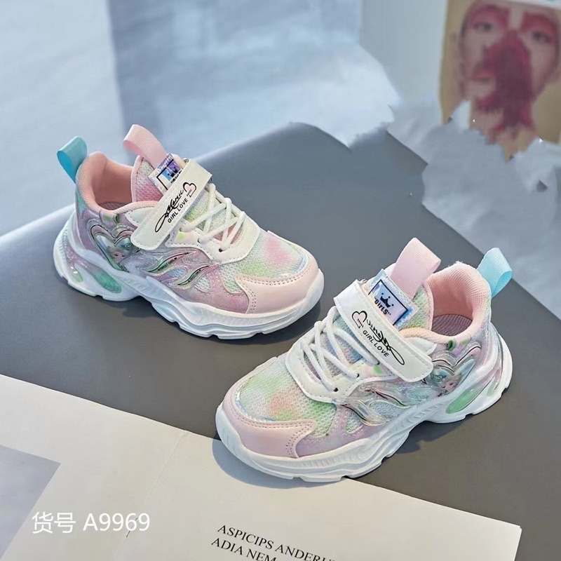 Giày thể thao Elsa tim siêu nhẹ chống trơn trượt cho bé 3-12 tuổi