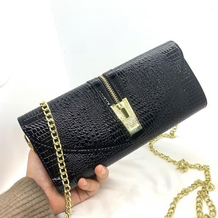 Clutch nữ kiêm ví cầm tay dự tiệc vân rắn sang trọng VRD175