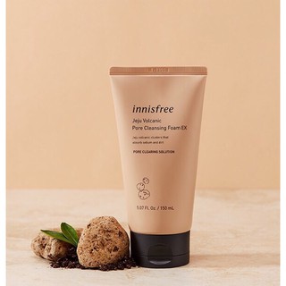 Sữa Rửa Mặt Tro Núi Lửa Innisfree Jeju Volcanic Pore Cleansing Foam EX 150ml