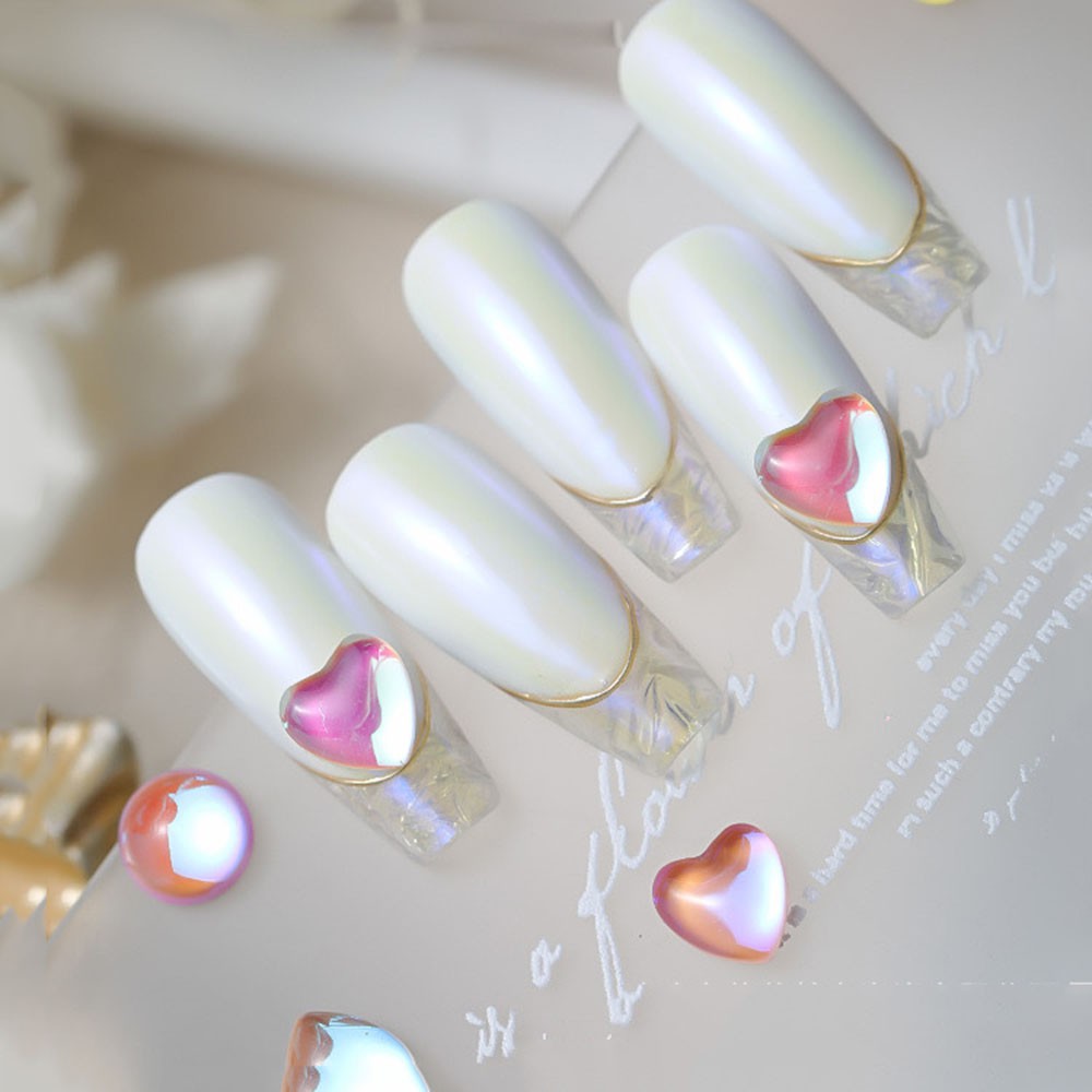 Bộ 10 Phụ Kiện Trang Trí Móng Tay Hình Trái Tim Thủy Tinh Dễ Thương