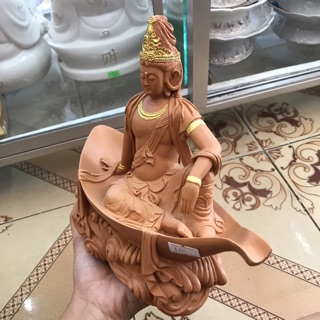 Quan âm ngồi lá sen