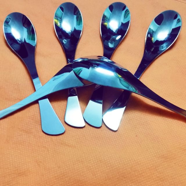 Thìa giọt lệ Hàn Quốc