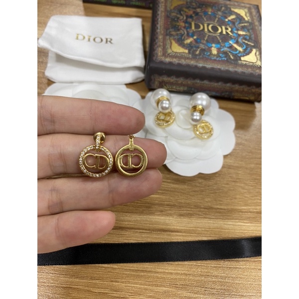 Ảnh thật bông tai cao cấp dior full box
