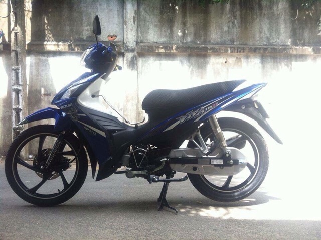 Baga giữa Suzuki Viva fi, Smash, Hayate.