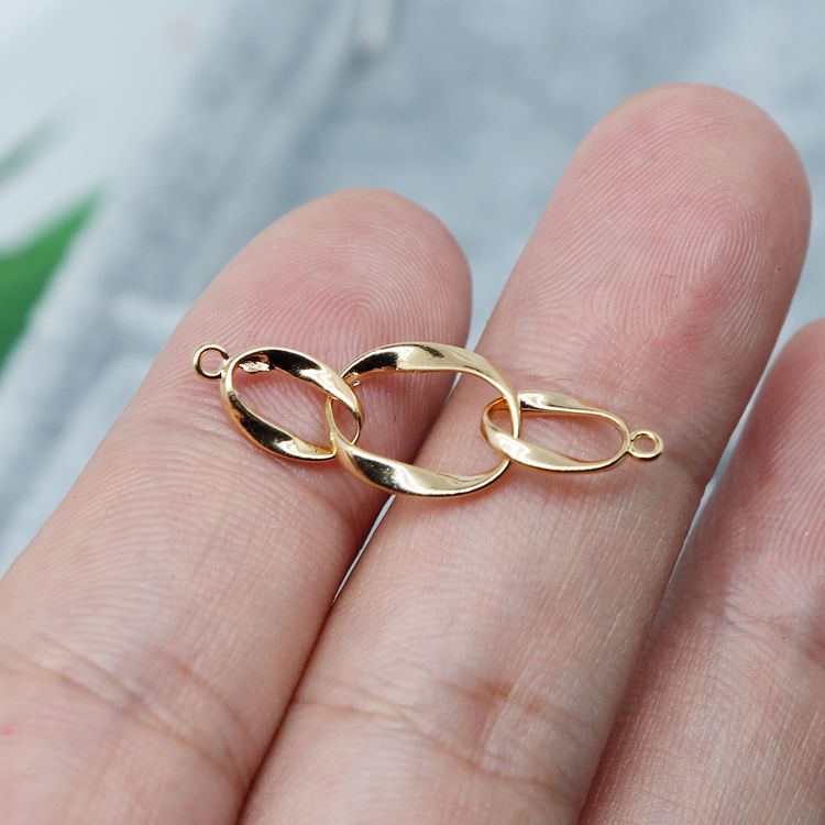 Dây Chuyền Mặt Hình Ba Trái Tim Bằng Đồng Mạ Vàng 18k Thời Trang diy